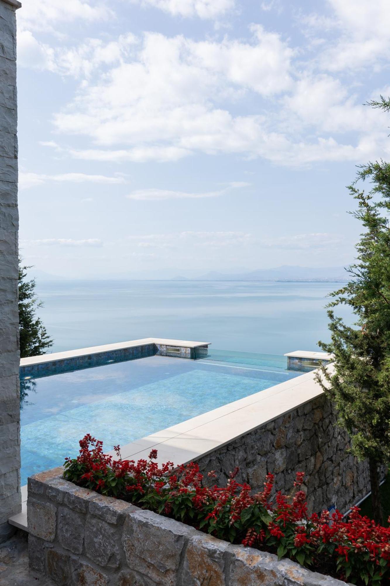The Luxury Villa Široka Екстериор снимка